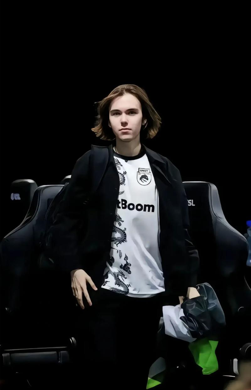 外媒评选全球英雄联盟战队战力排名，V5毫无疑问第一